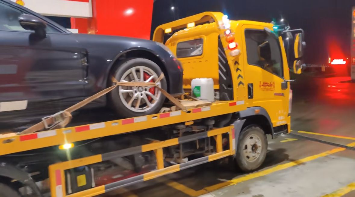 澳门行车途中遇到突发状况该如何呼叫道路救援？